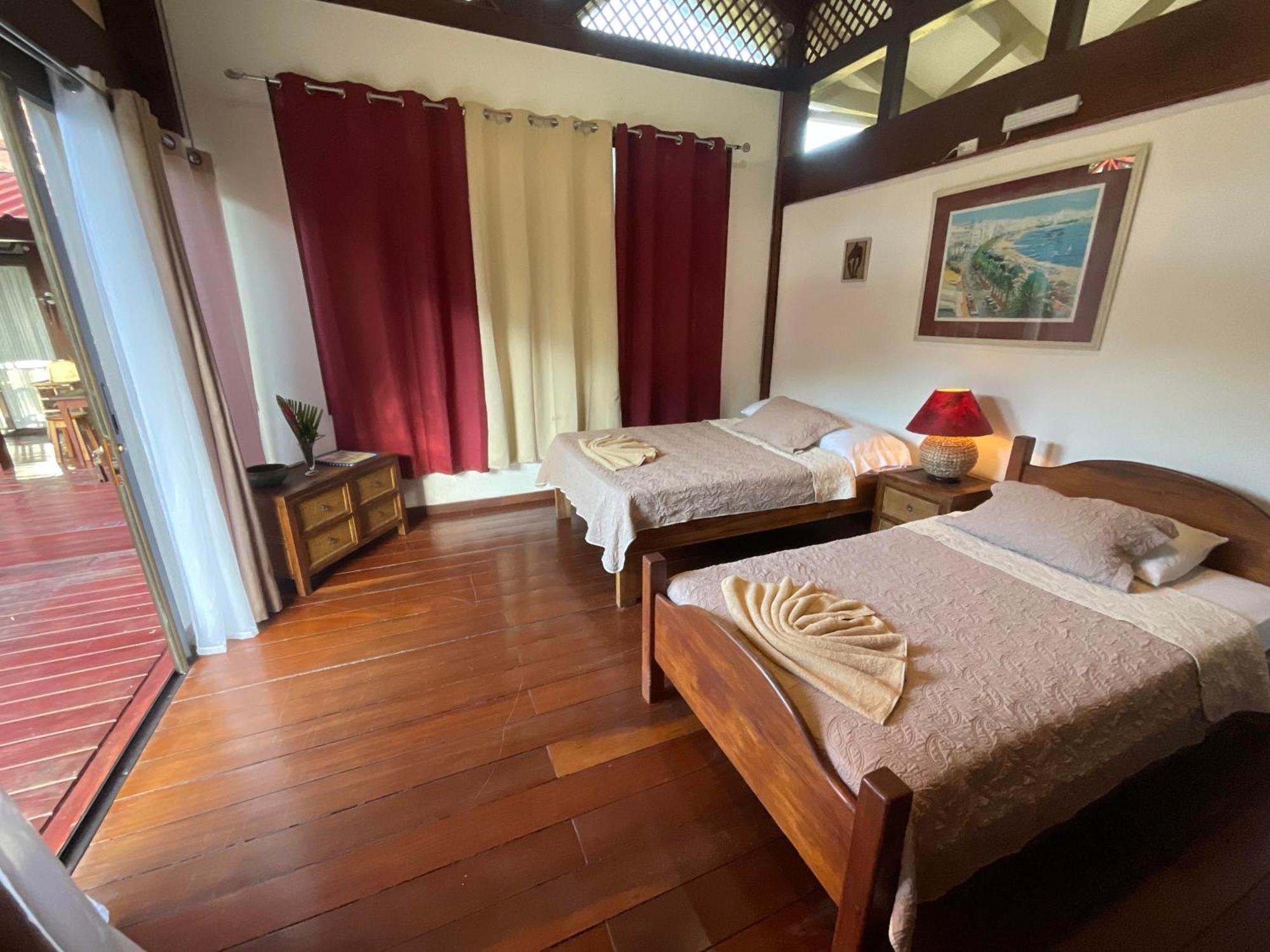 Hotel Kenaki Lodge Cahuita Eksteriør billede